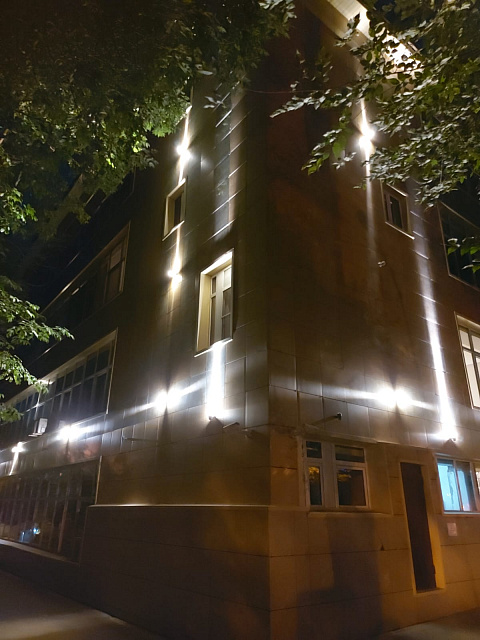 Архитектурный светильник для подсветки зданий 